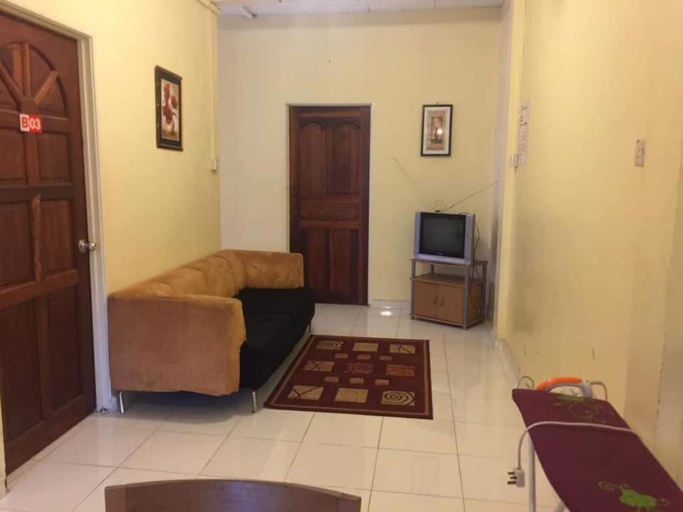 Trisya Homestay Куала Теренгану Екстериор снимка